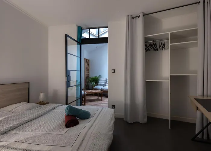 Spacieux Au Coeur D'angers Etage 1 - 6 Personnes Apartmán *