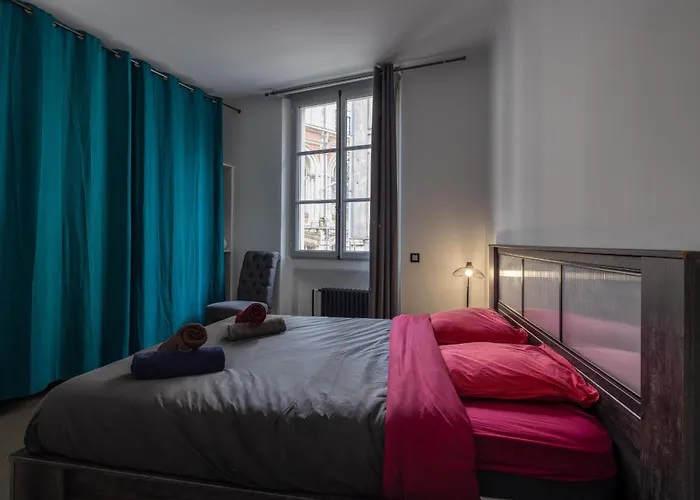 Spacieux Au Coeur D'angers Etage 1 - 6 Personnes Apartmán Angers