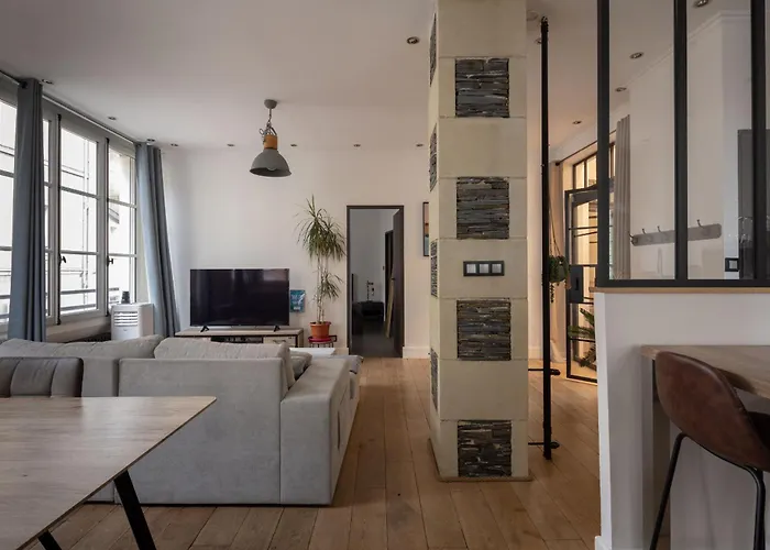 Spacieux Au Coeur D'angers Etage 1 - 6 Personnes Apartment